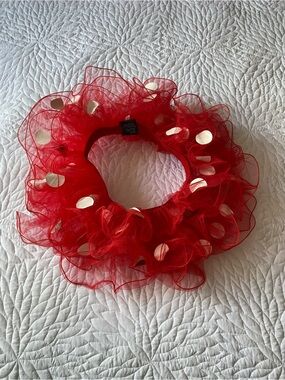 Leg Avenue Red Tulle Scrunchie with Gold Dots